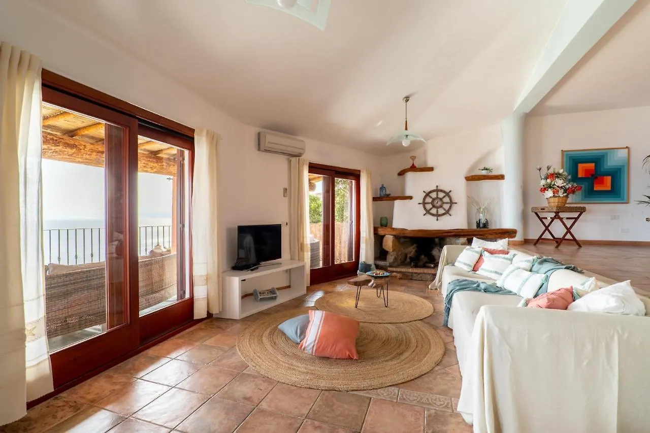 טורה דלה סטלה Villa Patty With Infinity Pool In Front Of The Sea, Parking And Wifi 0*, טורה דלה סטלה איטליה