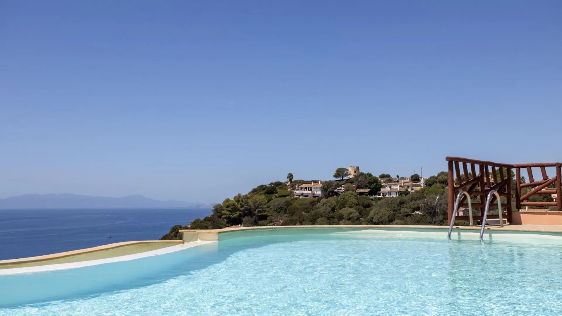 טורה דלה סטלה Villa Patty With Infinity Pool In Front Of The Sea, Parking And Wifi טורה דלה סטלה