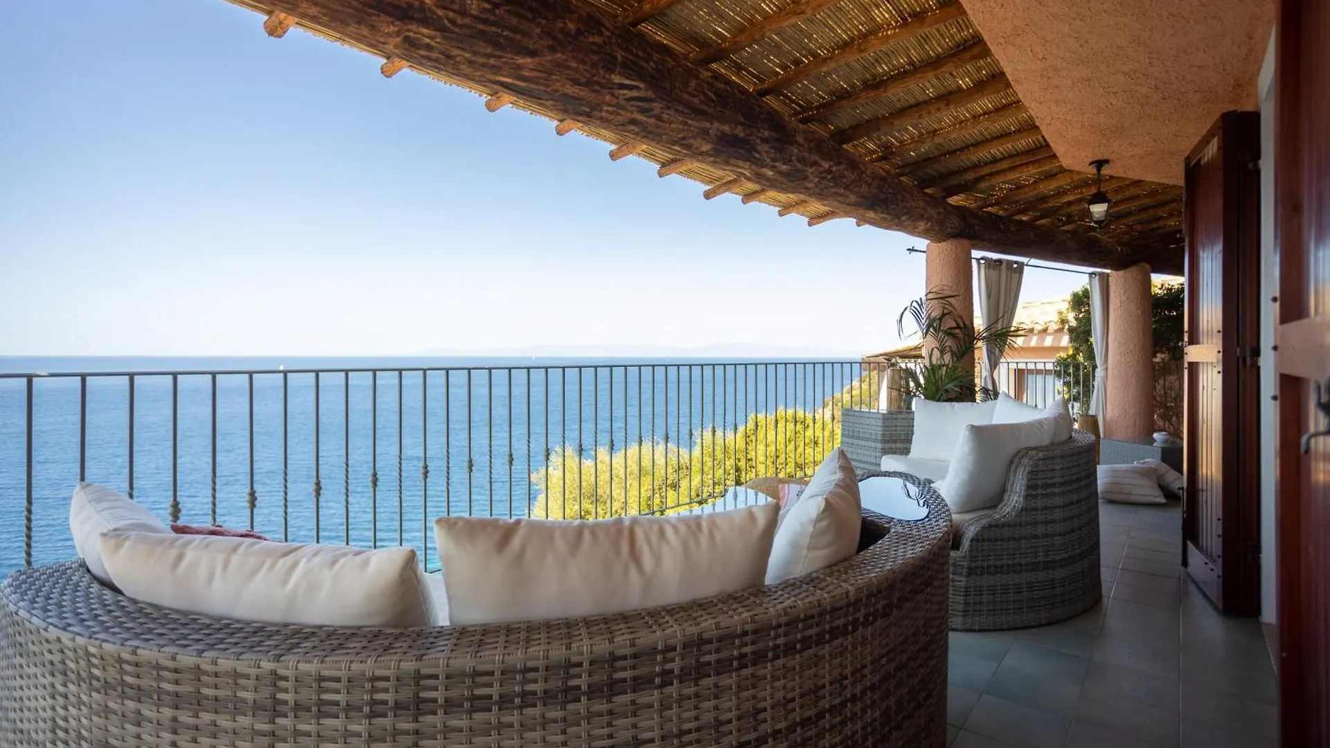 טורה דלה סטלה Villa Patty With Infinity Pool In Front Of The Sea, Parking And Wifi