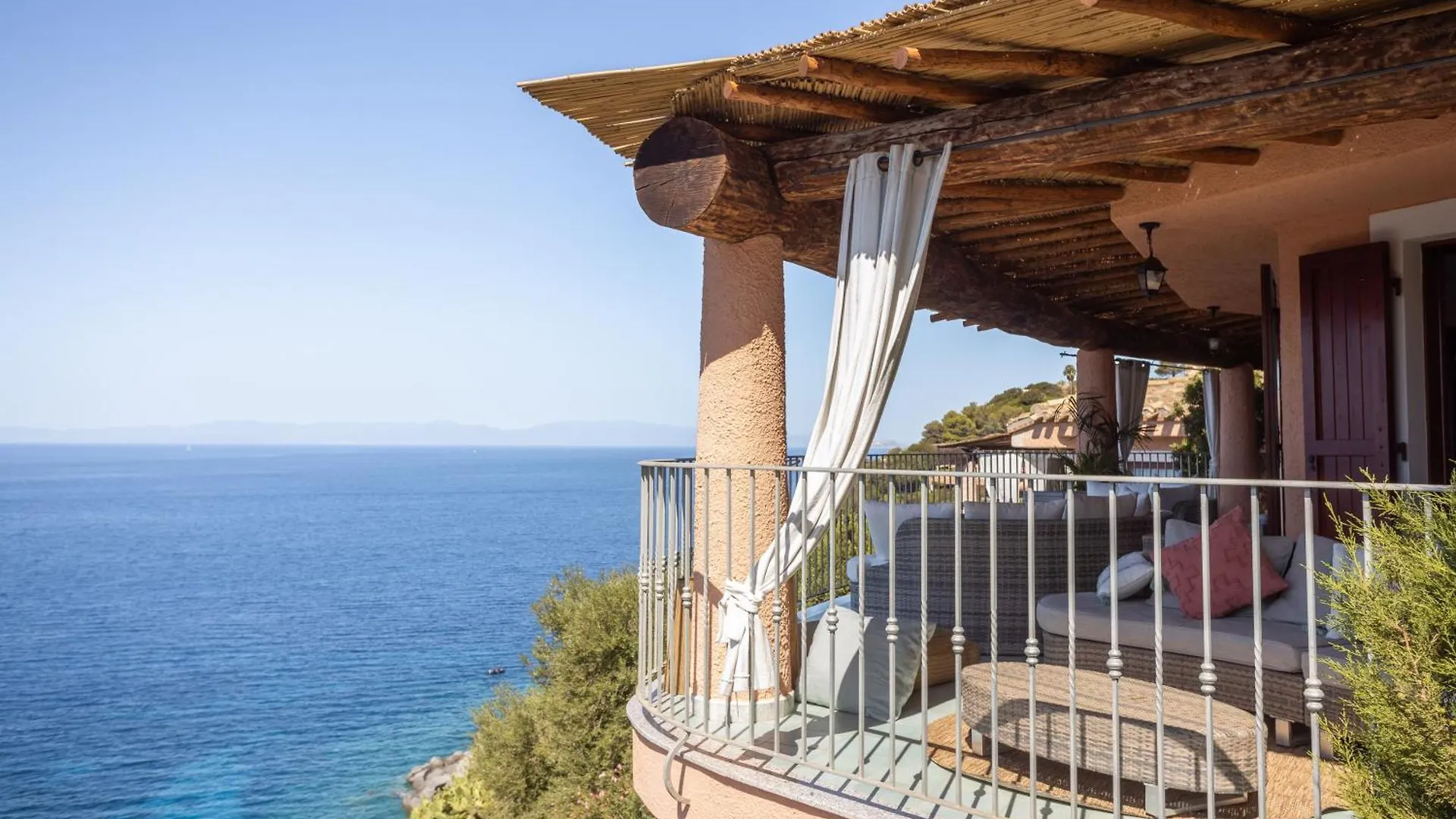 טורה דלה סטלה Villa Patty With Infinity Pool In Front Of The Sea, Parking And Wifi